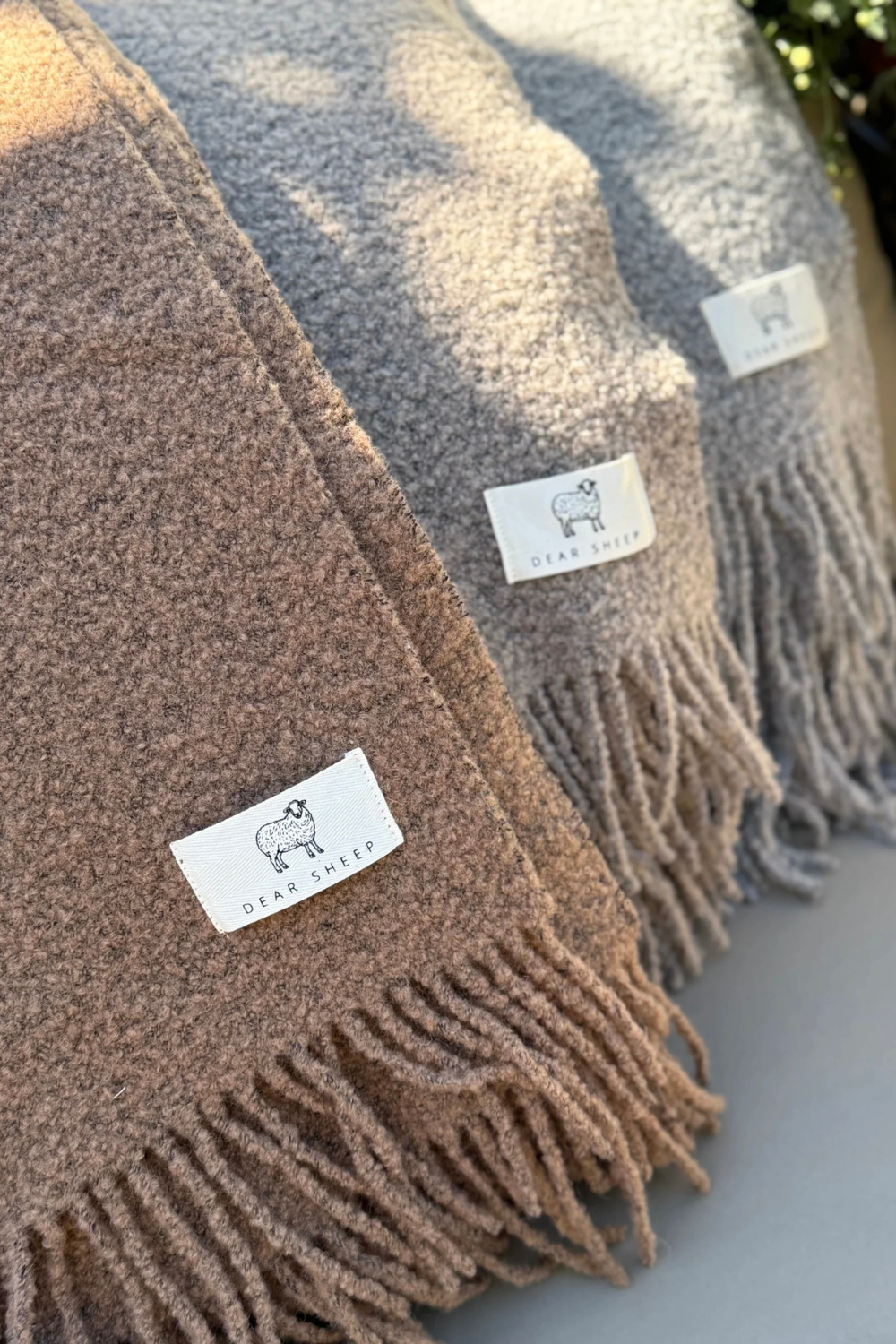 Koc wełna BOUCLE, light brown