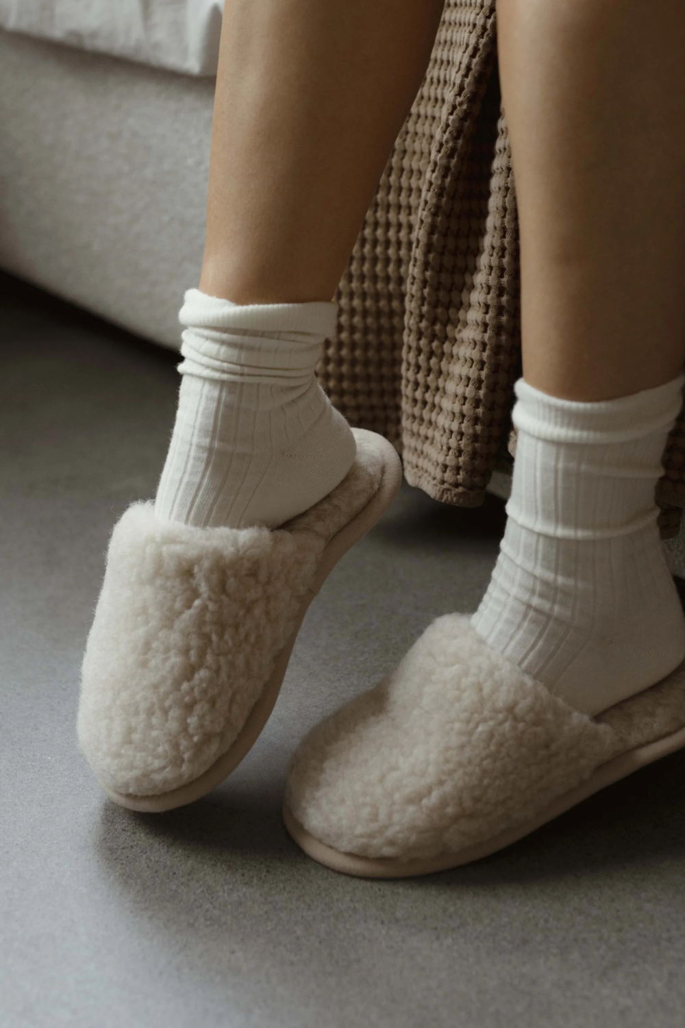 Kapcie wsuwane merino, beige