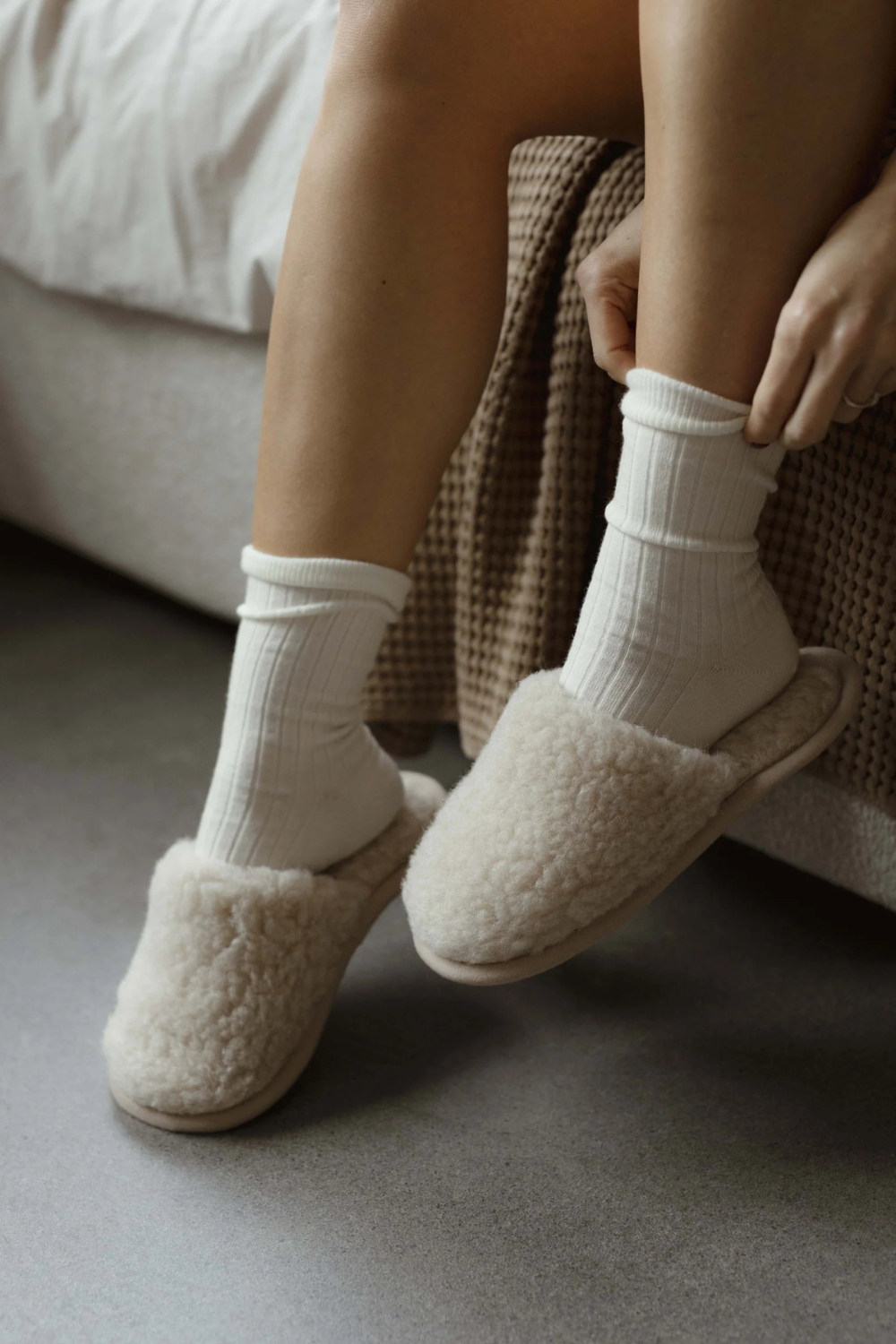 Kapcie wsuwane merino, beige